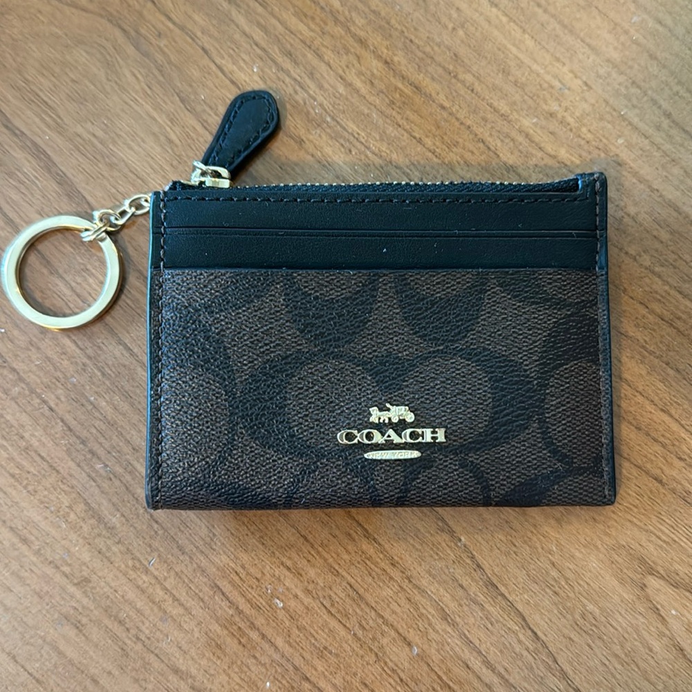 Coach coin / card holder